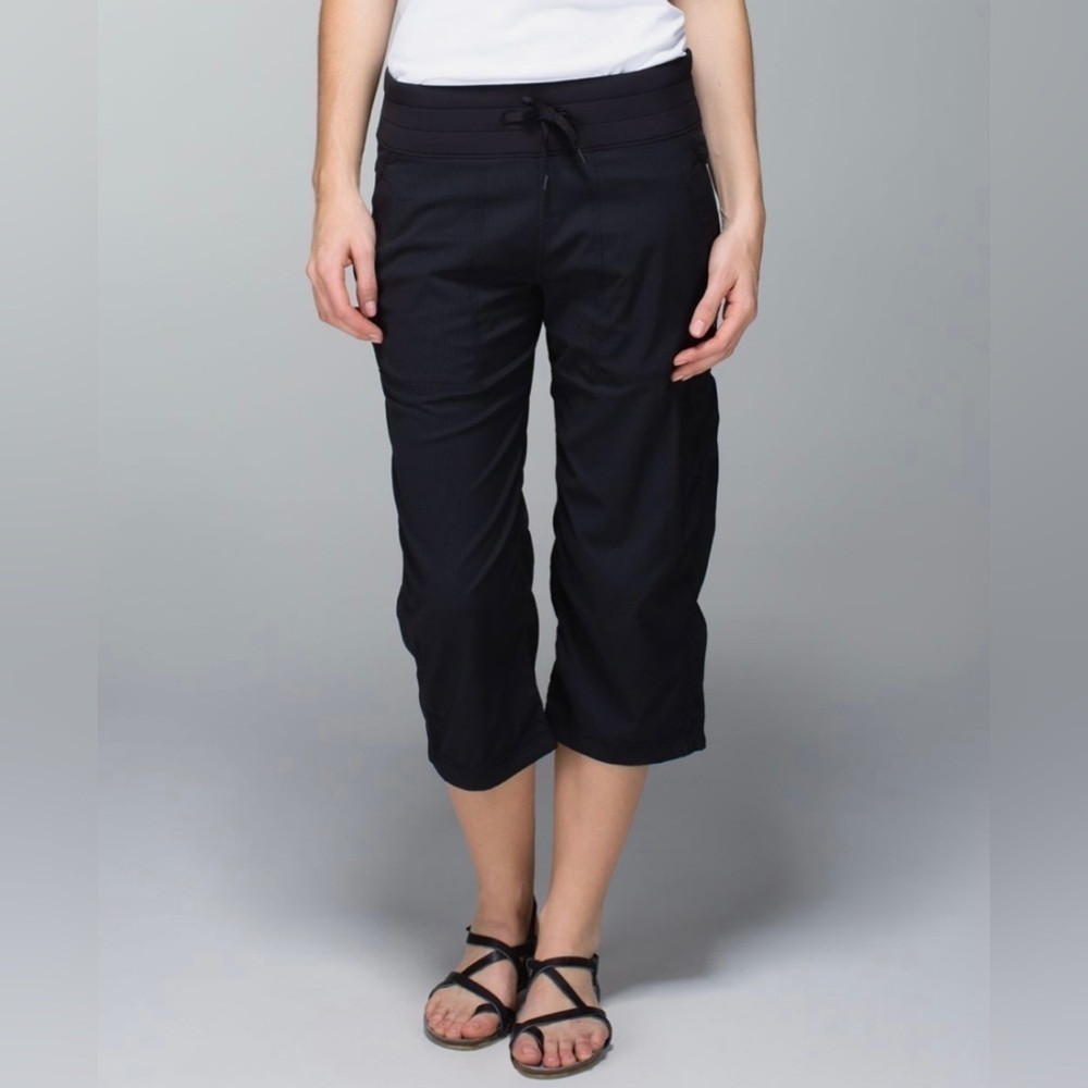 Lululemon - Studio Crop